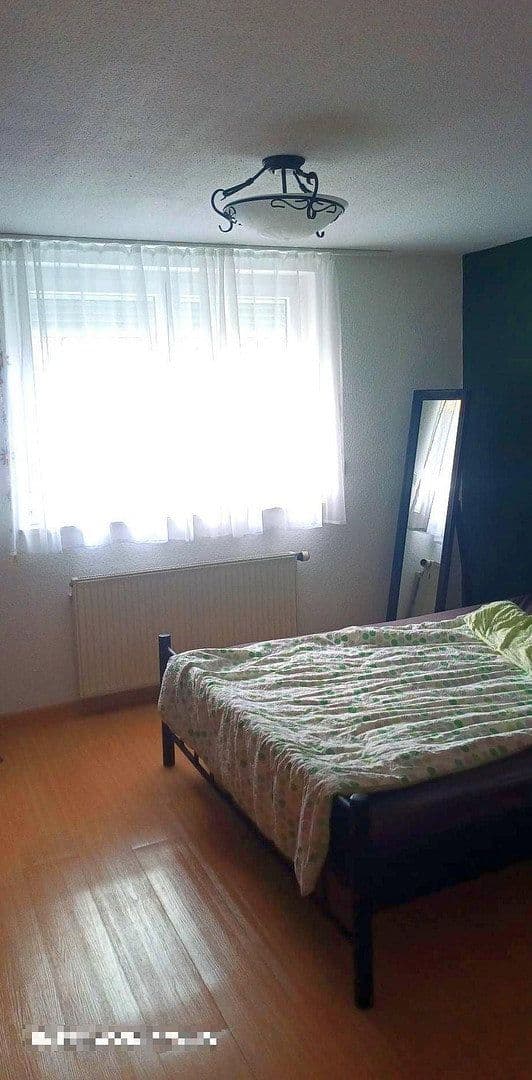 Predaj domu 145 m², pozemek 352 m², Herrenberg, Bádensko-Wurttembersko Predaj domu 145 m², pozemek 352 m², Herrenberg, Bádensko-Wurttembersko