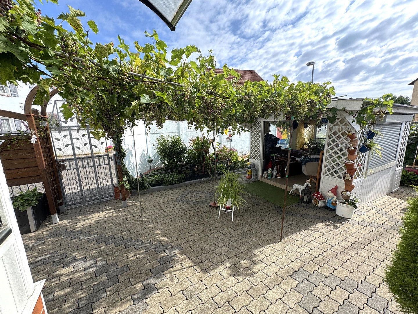 Predaj domu 124 m², pozemek 339 m², Karbachstr. 2, Neuwied, Porýnie-Falcko Predaj domu 124 m², pozemek 339 m², Karbachstr. 2, Neuwied, Porýnie-Falcko