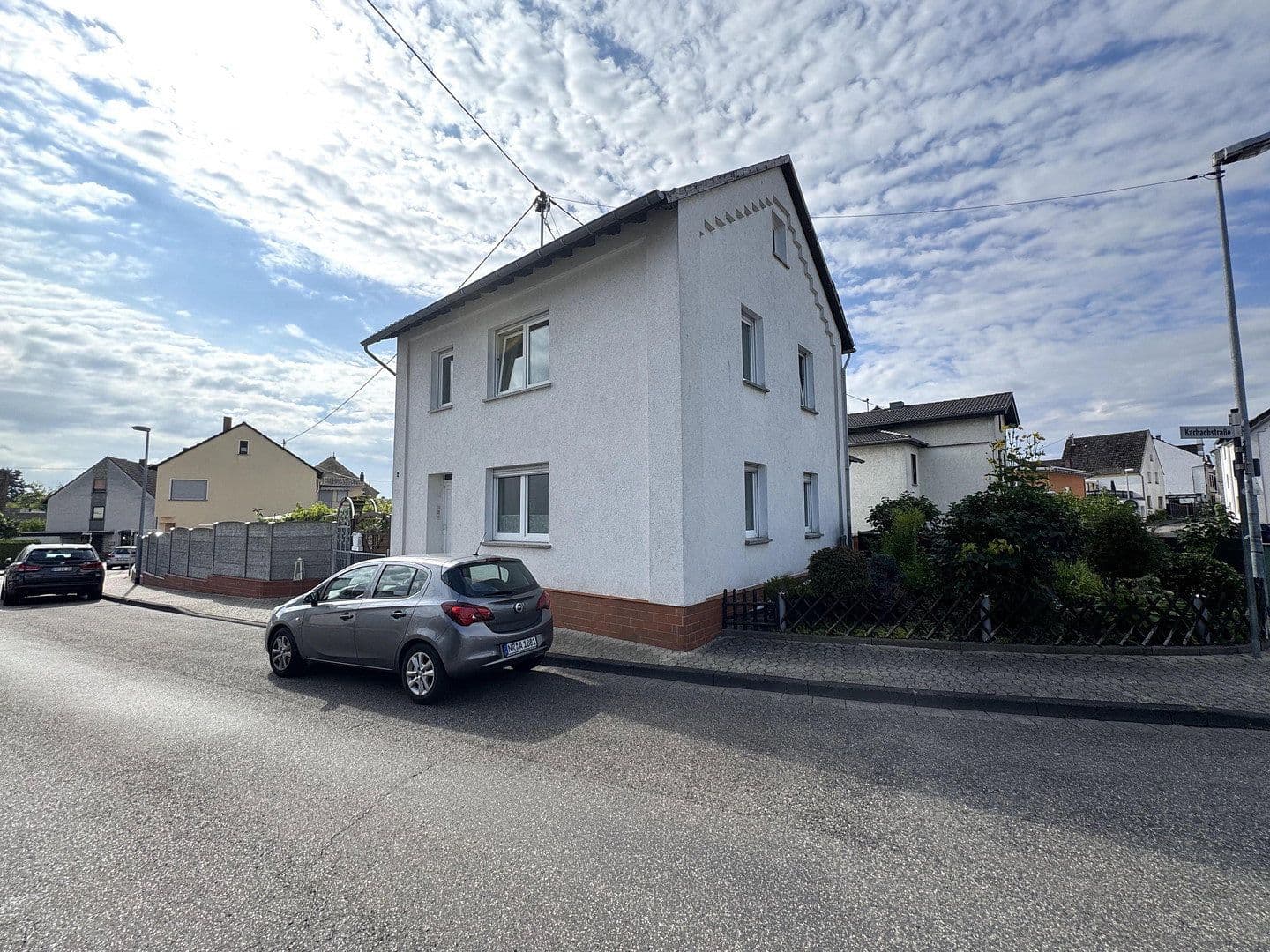 Predaj domu 124 m², pozemek 339 m², Karbachstr. 2, Neuwied, Porýnie-Falcko Predaj domu 124 m², pozemek 339 m², Karbachstr. 2, Neuwied, Porýnie-Falcko