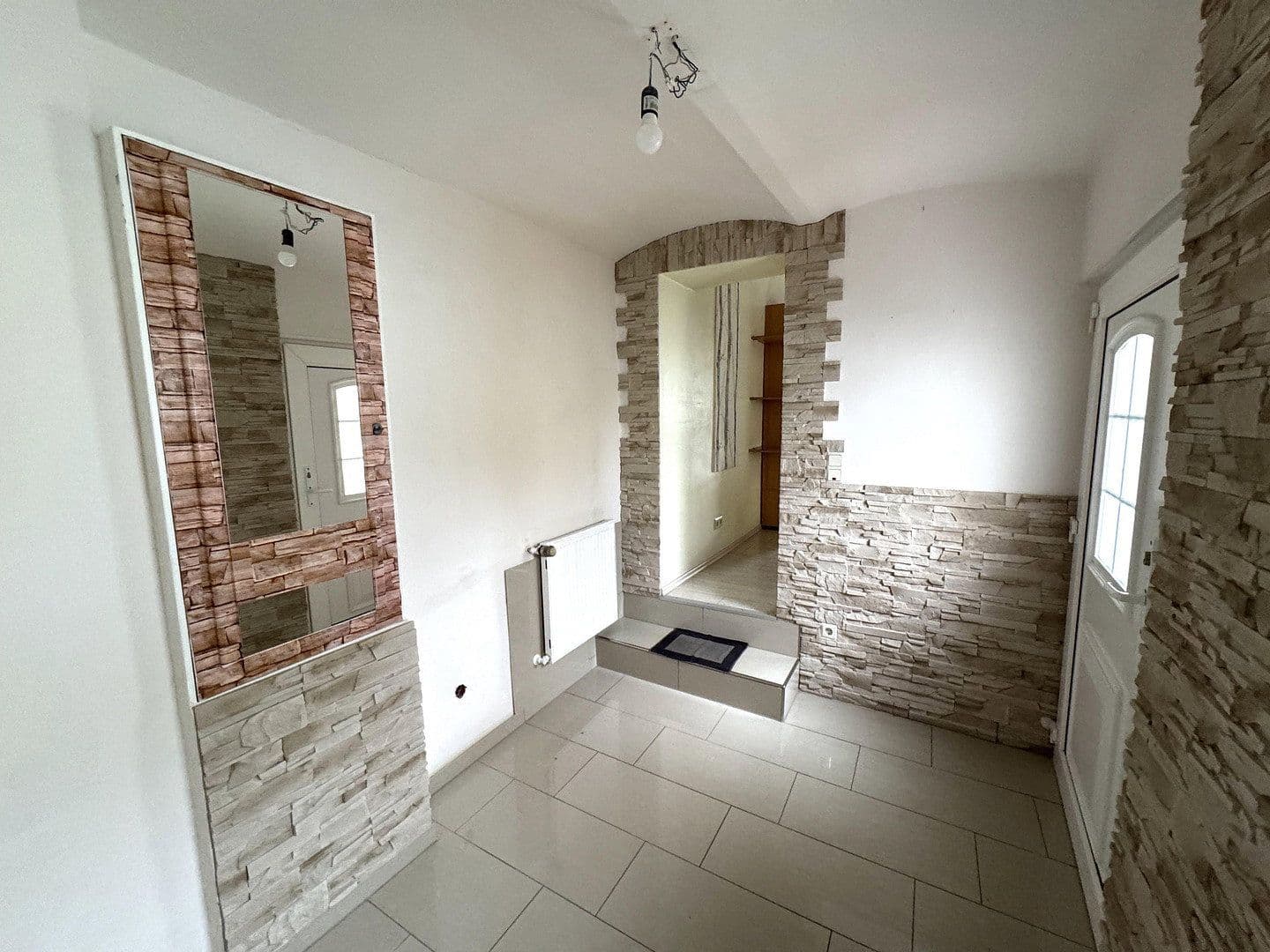 Predaj domu 124 m², pozemek 339 m², Karbachstr. 2, Neuwied, Porýnie-Falcko Predaj domu 124 m², pozemek 339 m², Karbachstr. 2, Neuwied, Porýnie-Falcko