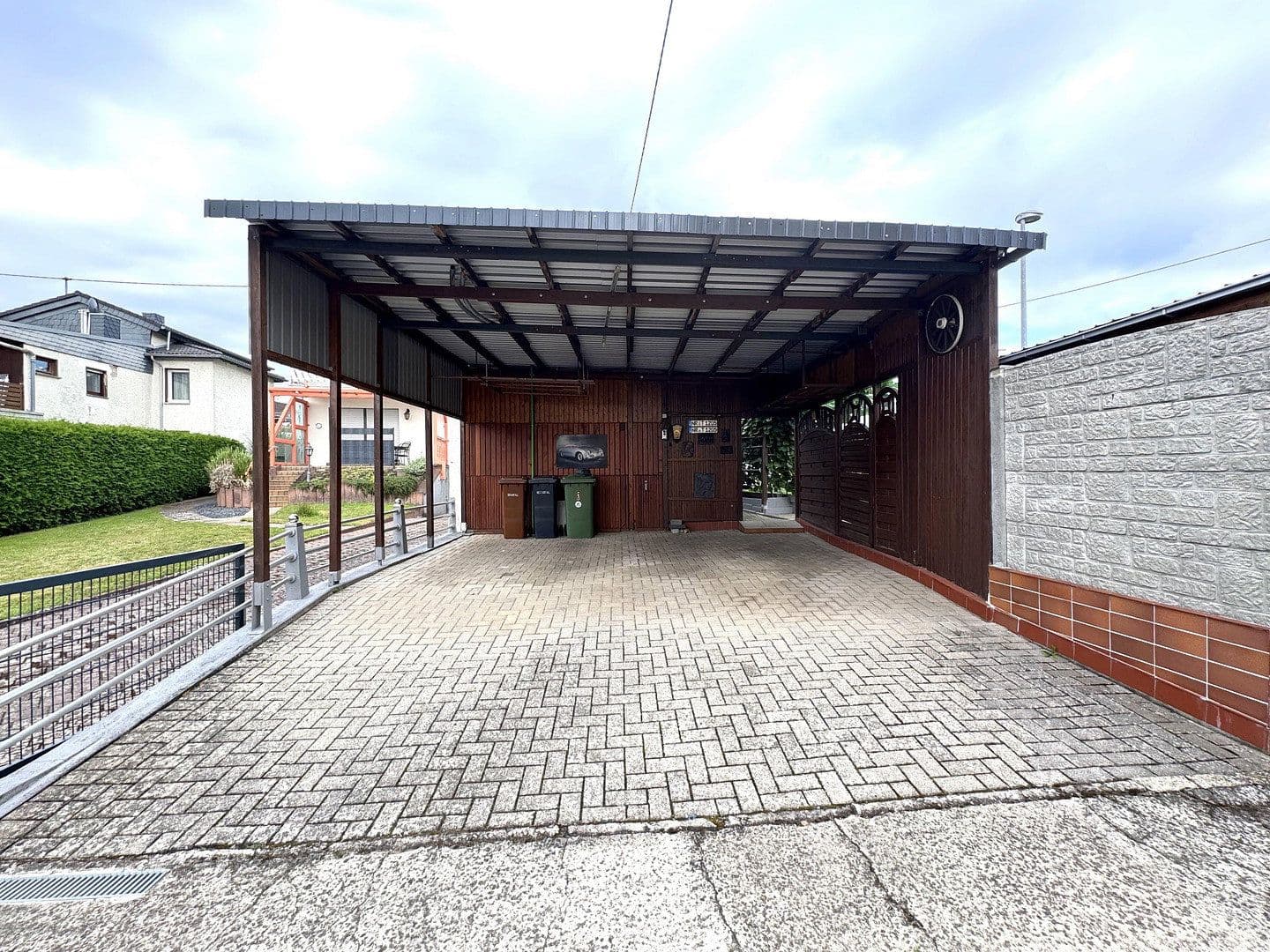 Predaj domu 124 m², pozemek 339 m², Karbachstr. 2, Neuwied, Porýnie-Falcko Predaj domu 124 m², pozemek 339 m², Karbachstr. 2, Neuwied, Porýnie-Falcko