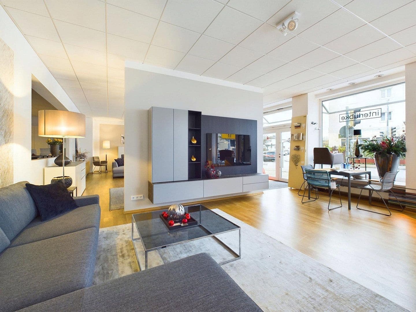 Predaj nebytového priestoru 281 m², Graflinger Str. 10, Deggendorf, Bavorsko Predaj nebytového priestoru 281 m², Graflinger Str. 10, Deggendorf, Bavorsko