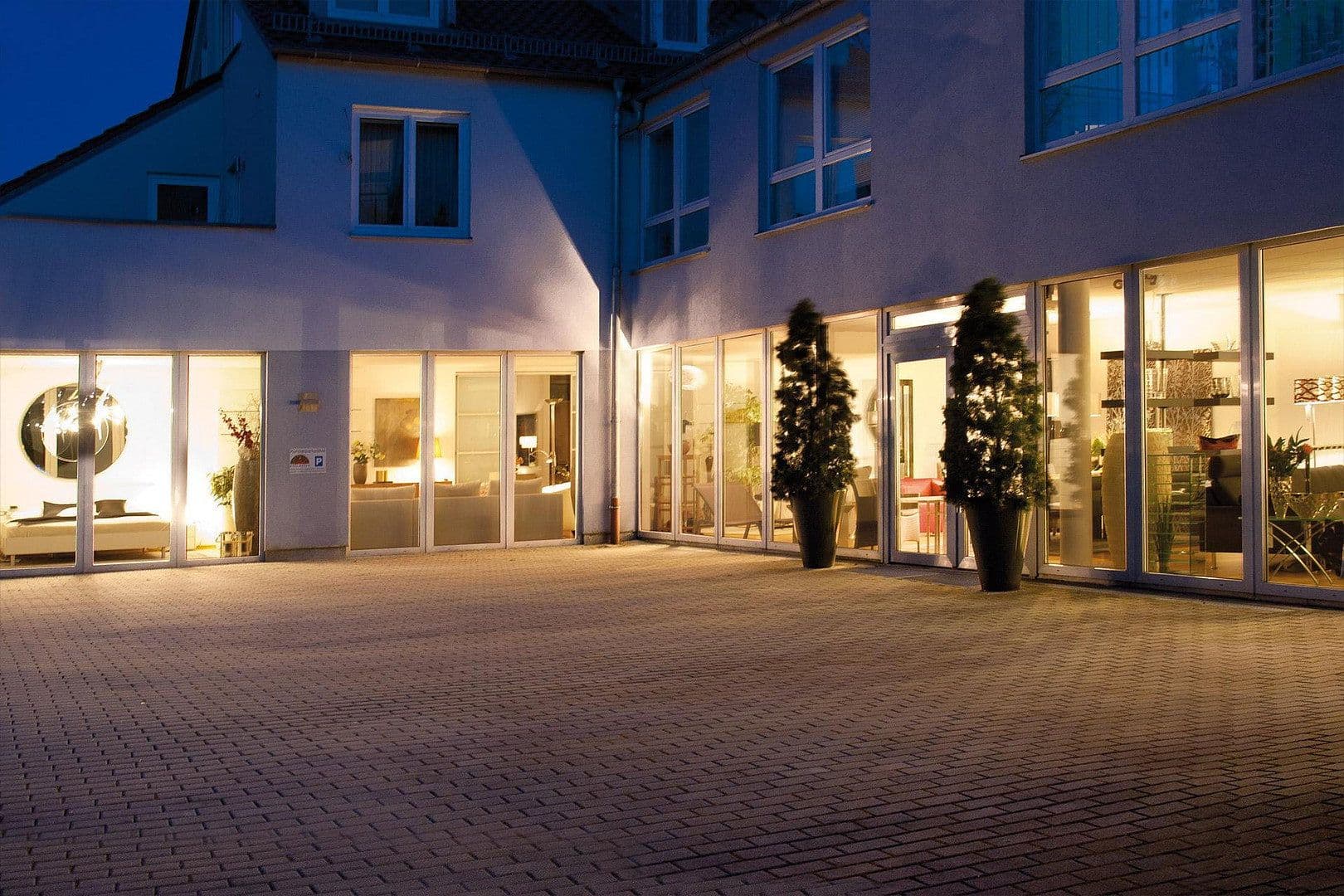Predaj nebytového priestoru 281 m², Graflinger Str. 10, Deggendorf, Bavorsko Predaj nebytového priestoru 281 m², Graflinger Str. 10, Deggendorf, Bavorsko