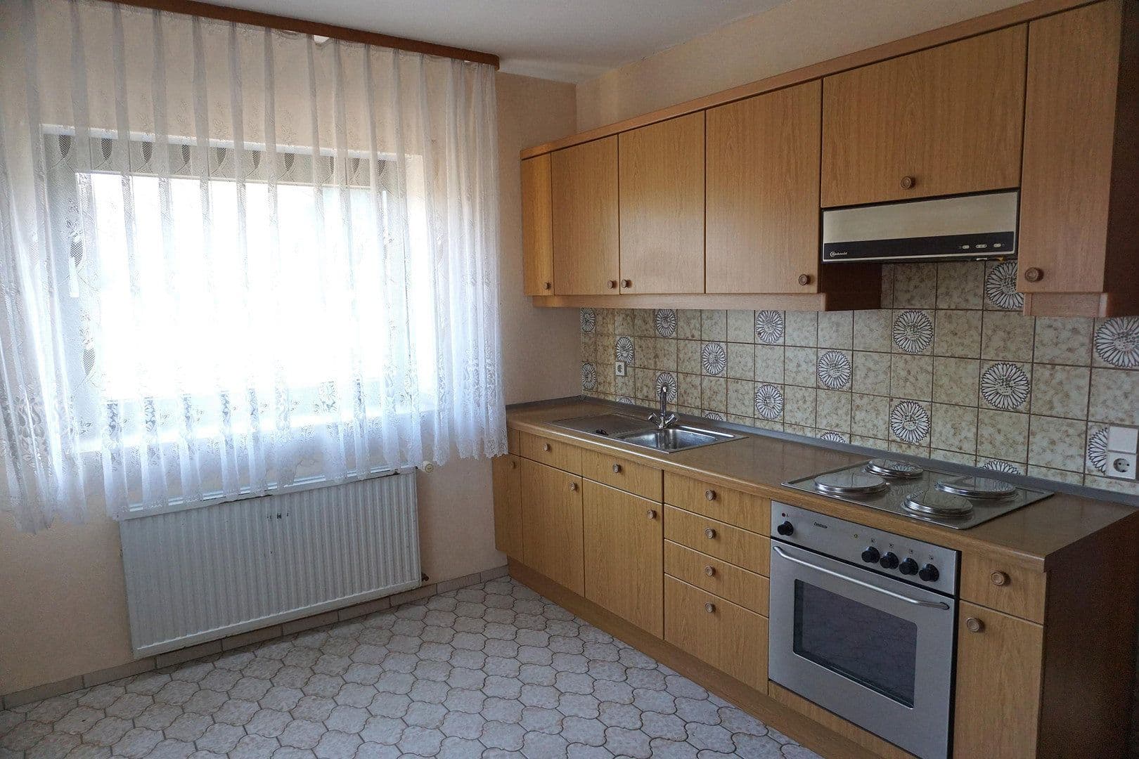 Predaj domu 162 m², pozemek 932 m², Bruchsal, Bádensko-Wurttembersko Predaj domu 162 m², pozemek 932 m², Bruchsal, Bádensko-Wurttembersko