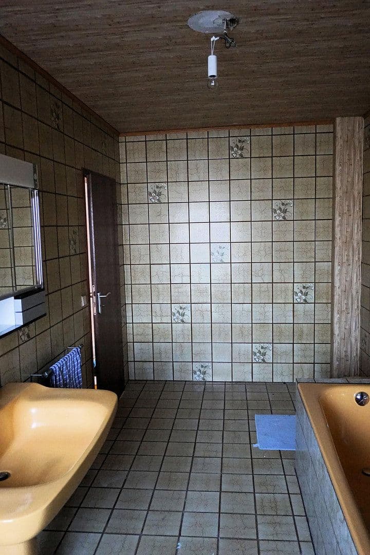 Predaj domu 162 m², pozemek 932 m², Bruchsal, Bádensko-Wurttembersko Predaj domu 162 m², pozemek 932 m², Bruchsal, Bádensko-Wurttembersko
