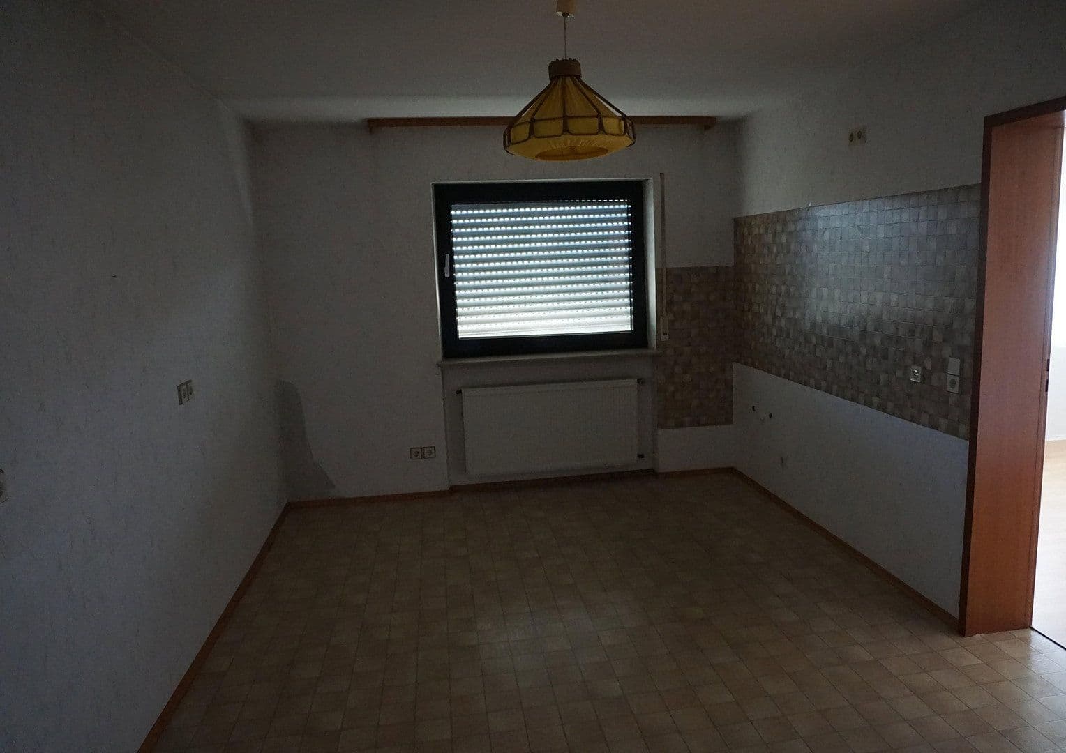 Predaj domu 162 m², pozemek 932 m², Bruchsal, Bádensko-Wurttembersko Predaj domu 162 m², pozemek 932 m², Bruchsal, Bádensko-Wurttembersko