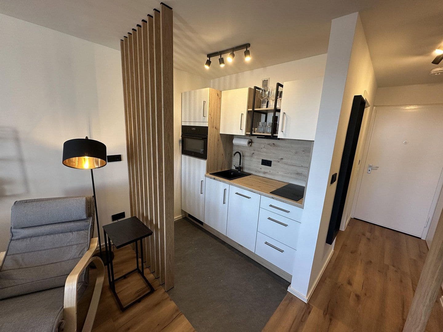 Prenájom bytu 1-izbový 30 m², Rudolfstr. 1, Planegg, Bavorsko Prenájom bytu 1-izbový 30 m², Rudolfstr. 1, Planegg, Bavorsko