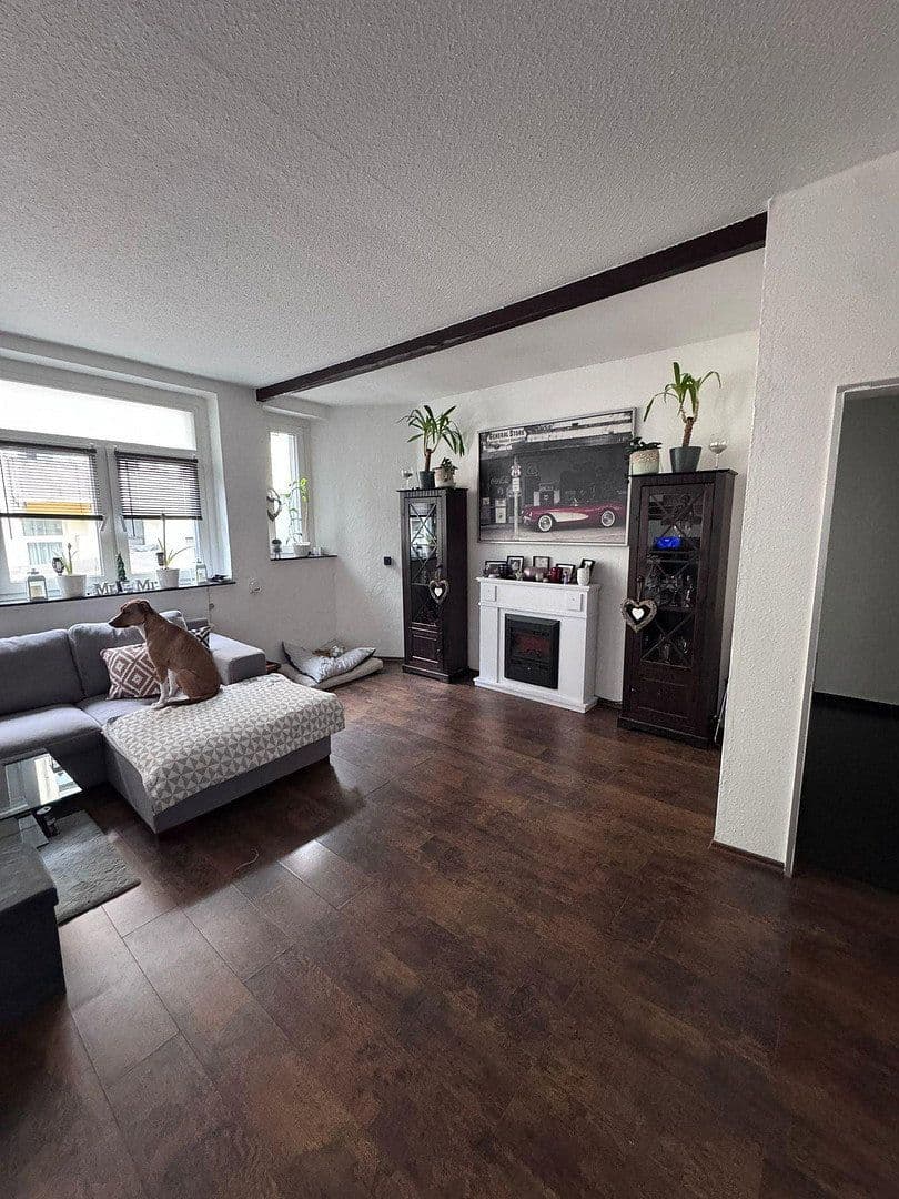 Prenájom bytu 3-izbový 105 m², Dortmund, Severné Porýnie - Westfálsko Prenájom bytu 3-izbový 105 m², Dortmund, Severné Porýnie - Westfálsko
