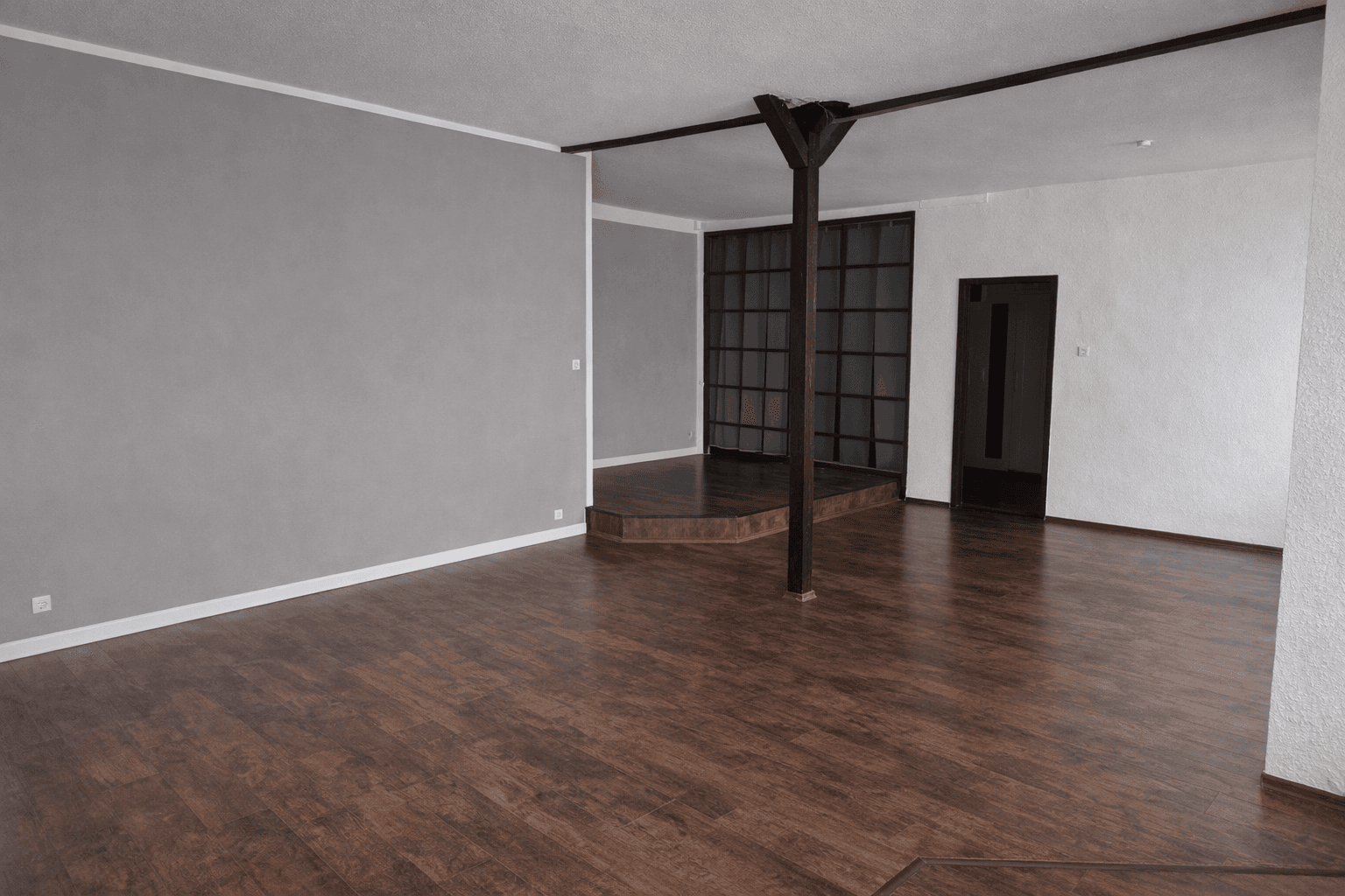 Prenájom bytu 3-izbový 105 m², Dortmund, Severné Porýnie - Westfálsko Prenájom bytu 3-izbový 105 m², Dortmund, Severné Porýnie - Westfálsko
