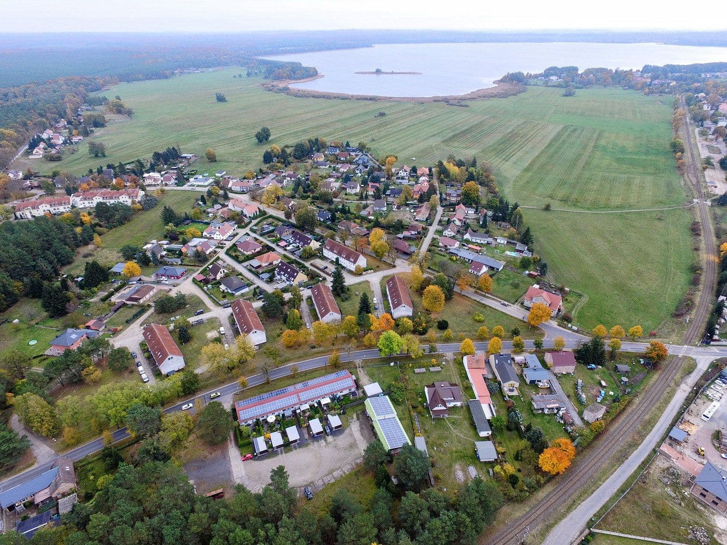 Prenájom bytu 3-izbový 57 m², Glambecker Str. 23- 24 - 25a - 26a - 27a, Joachimsthal, Brandenbursko Prenájom bytu 3-izbový 57 m², Glambecker Str. 23- 24 - 25a - 26a - 27a, Joachimsthal, Brandenbursko