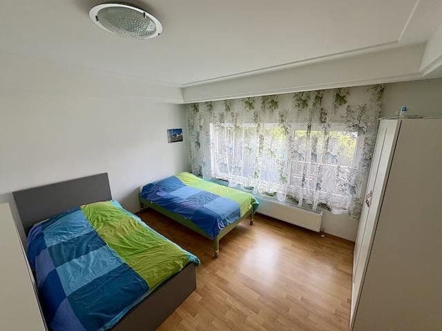 Predaj domu 203 m², pozemek 540 m², Markgröningen, Bádensko-Wurttembersko Predaj domu 203 m², pozemek 540 m², Markgröningen, Bádensko-Wurttembersko