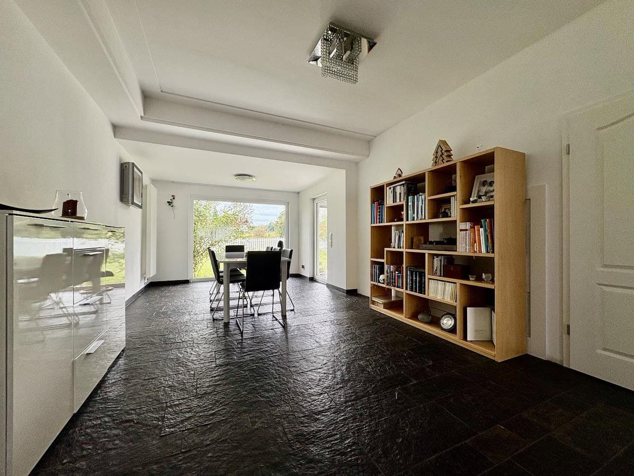 Predaj domu 203 m², pozemek 540 m², Markgröningen, Bádensko-Wurttembersko Predaj domu 203 m², pozemek 540 m², Markgröningen, Bádensko-Wurttembersko