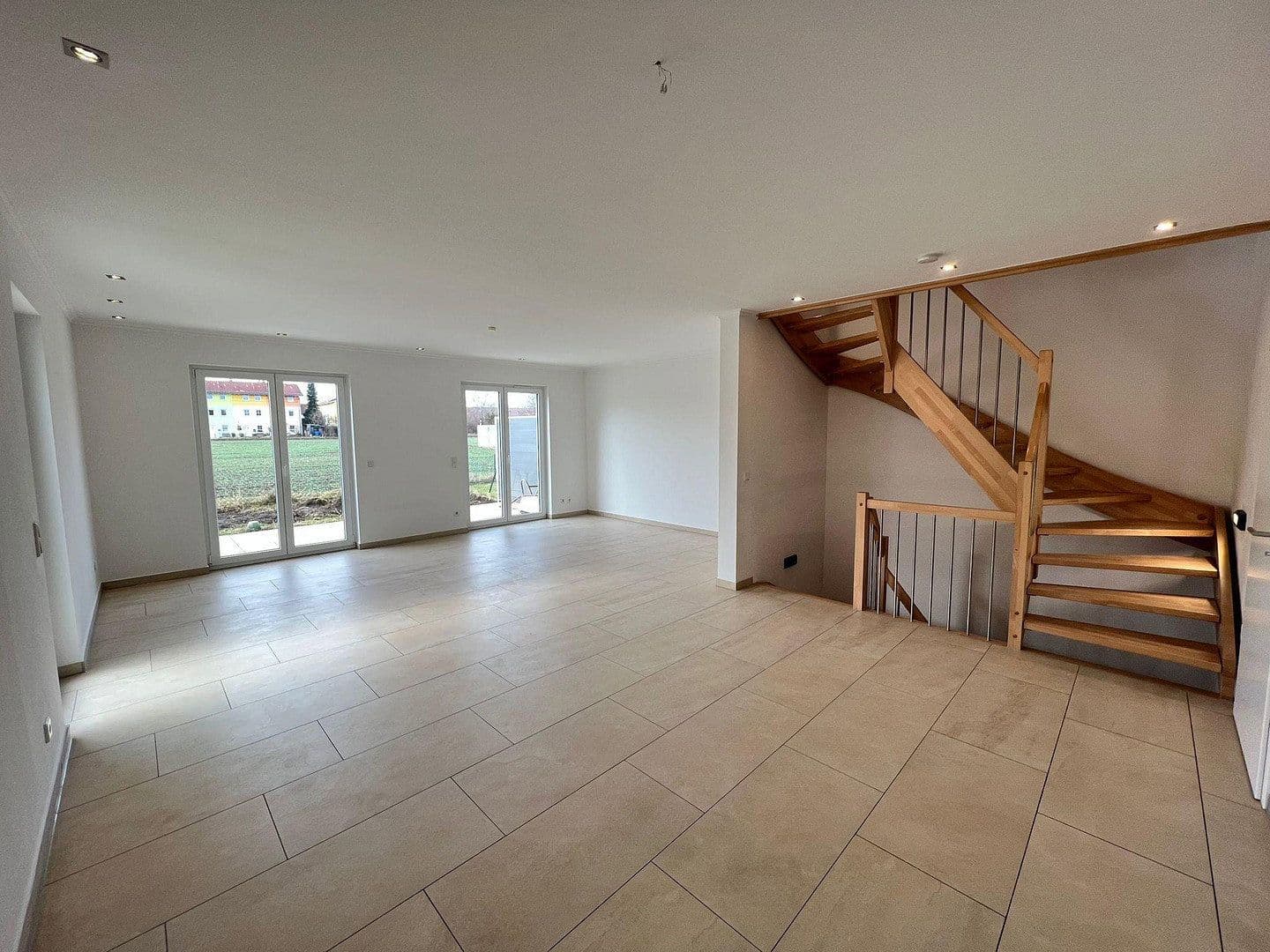 Predaj domu 142 m², pozemek 232 m², Germering, Bavorsko Predaj domu 142 m², pozemek 232 m², Germering, Bavorsko