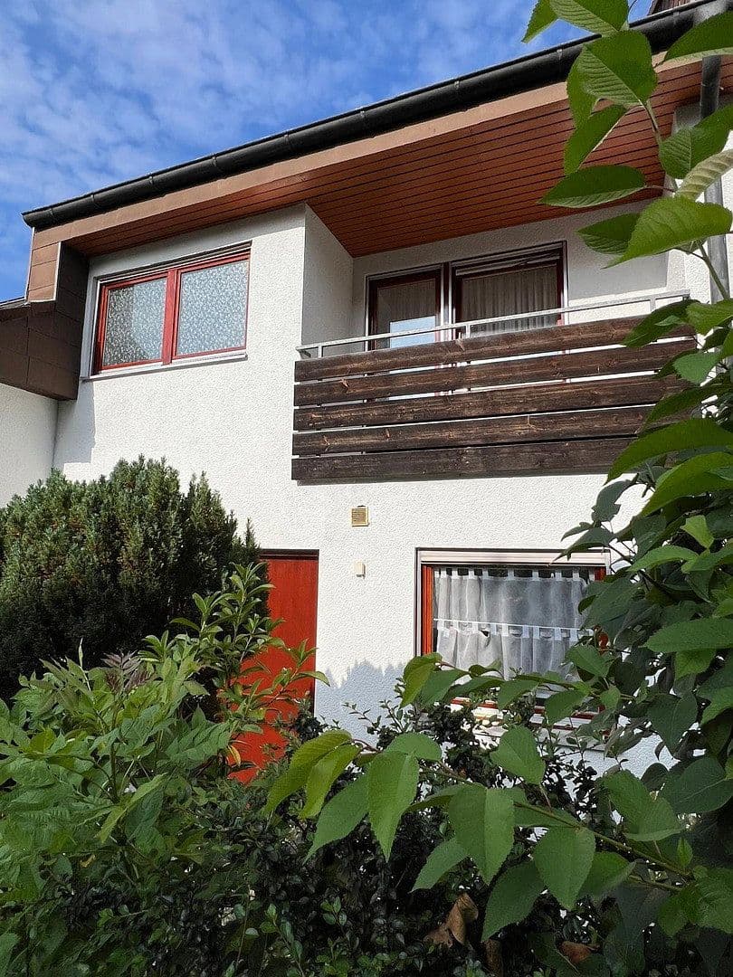 Predaj domu 151 m², pozemek 212 m², Schorndorf, Bádensko-Wurttembersko Predaj domu 151 m², pozemek 212 m², Schorndorf, Bádensko-Wurttembersko