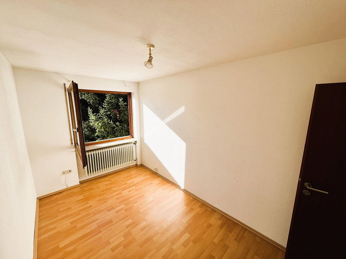 Predaj domu 151 m², pozemek 212 m², Schorndorf, Bádensko-Wurttembersko Predaj domu 151 m², pozemek 212 m², Schorndorf, Bádensko-Wurttembersko