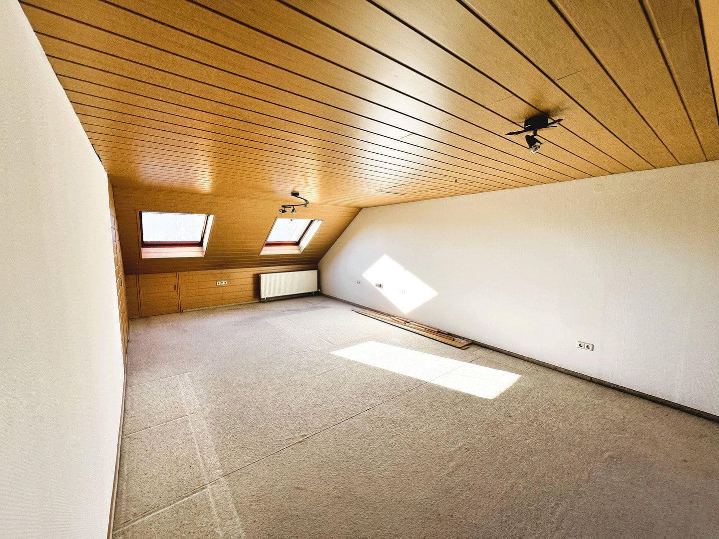 Predaj domu 151 m², pozemek 212 m², Schorndorf, Bádensko-Wurttembersko Predaj domu 151 m², pozemek 212 m², Schorndorf, Bádensko-Wurttembersko