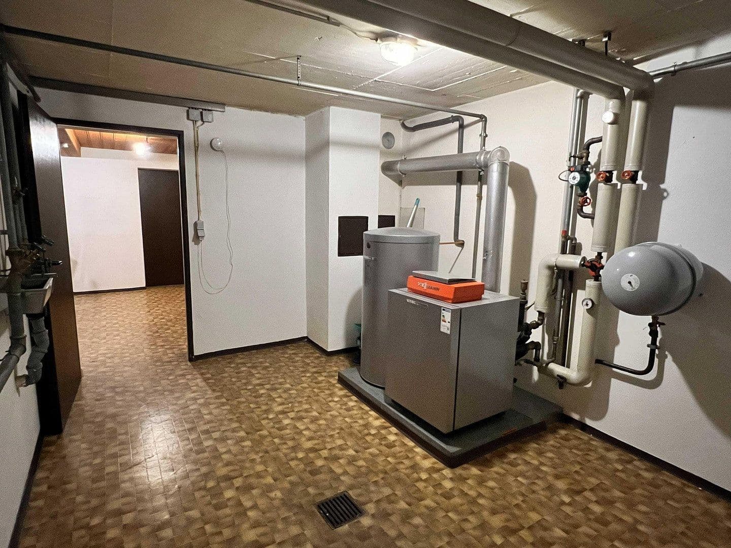 Predaj domu 151 m², pozemek 212 m², Schorndorf, Bádensko-Wurttembersko Predaj domu 151 m², pozemek 212 m², Schorndorf, Bádensko-Wurttembersko