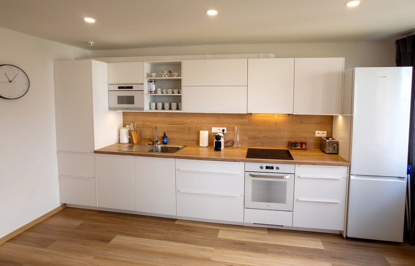 Prenájom bytu 3-izbový 67 m², Bítovská, Praha, Praha Prenájom bytu 3-izbový 67 m², Bítovská, Praha, Praha