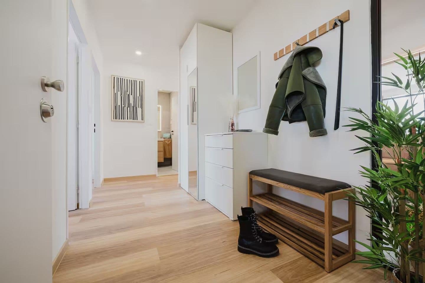 Prenájom bytu 3-izbový 67 m², Bítovská, Praha, Praha Prenájom bytu 3-izbový 67 m², Bítovská, Praha, Praha