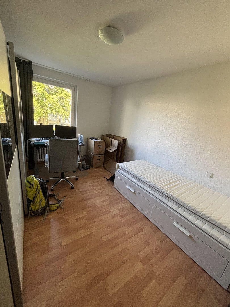 Prenájom bytu 3-izbový 82 m², Paracelsusstraße 7, Bonn, Severné Porýnie - Westfálsko Prenájom bytu 3-izbový 82 m², Paracelsusstraße 7, Bonn, Severné Porýnie - Westfálsko