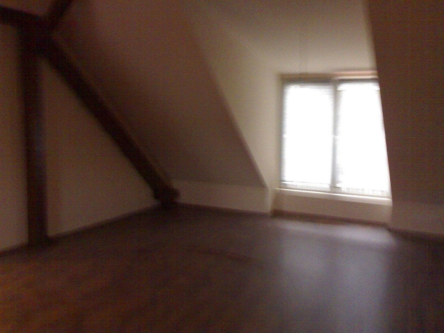 Prenájom bytu 3-izbový 100 m², Lübeck, Šlezvicko-Holštajnsko Prenájom bytu 3-izbový 100 m², Lübeck, Šlezvicko-Holštajnsko