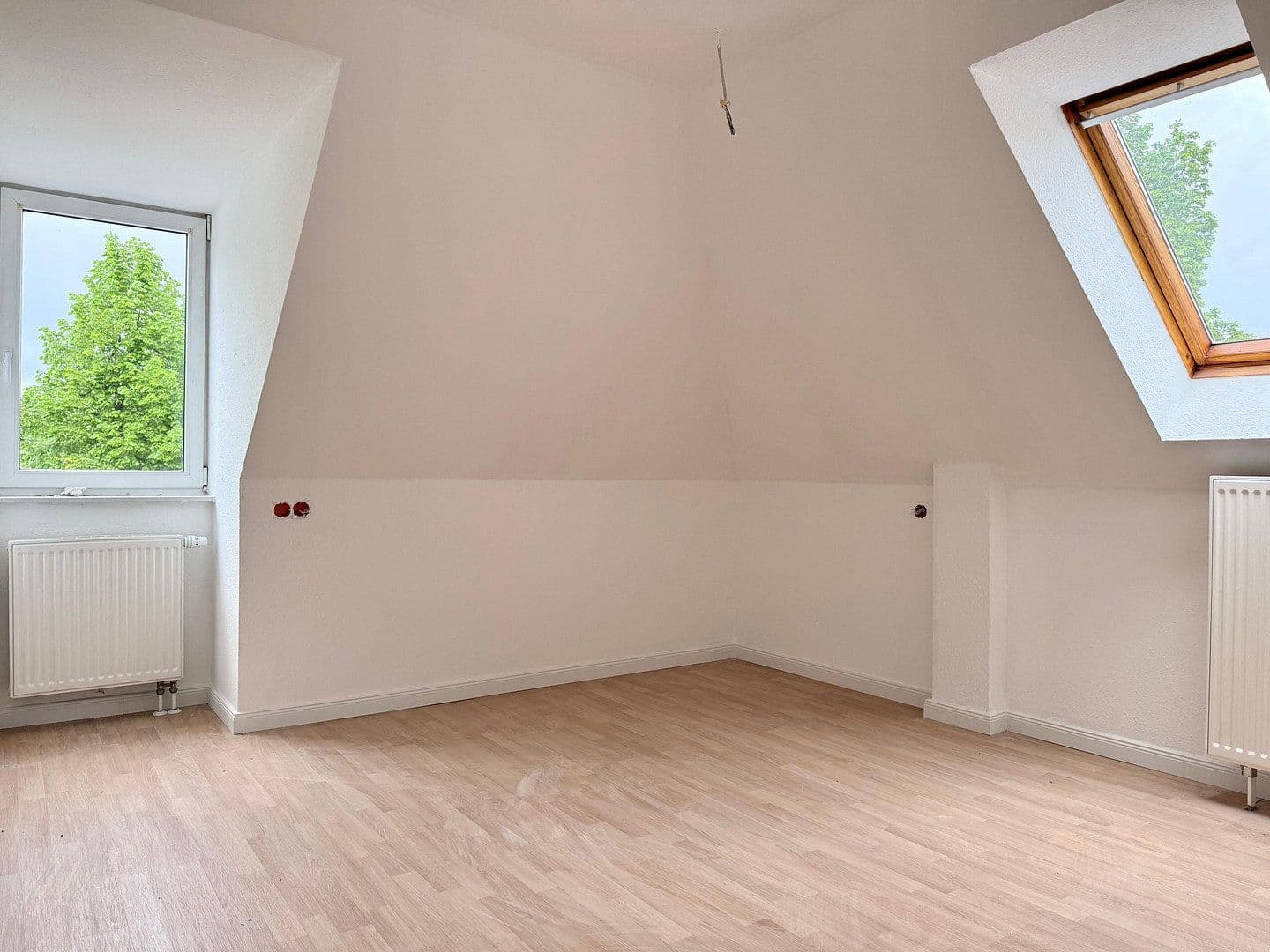 Prenájom bytu 4-izbový 91 m², Wernsdorfer Straße 7, Berlin Schmöckwitz, Berlín Prenájom bytu 4-izbový 91 m², Wernsdorfer Straße 7, Berlin Schmöckwitz, Berlín