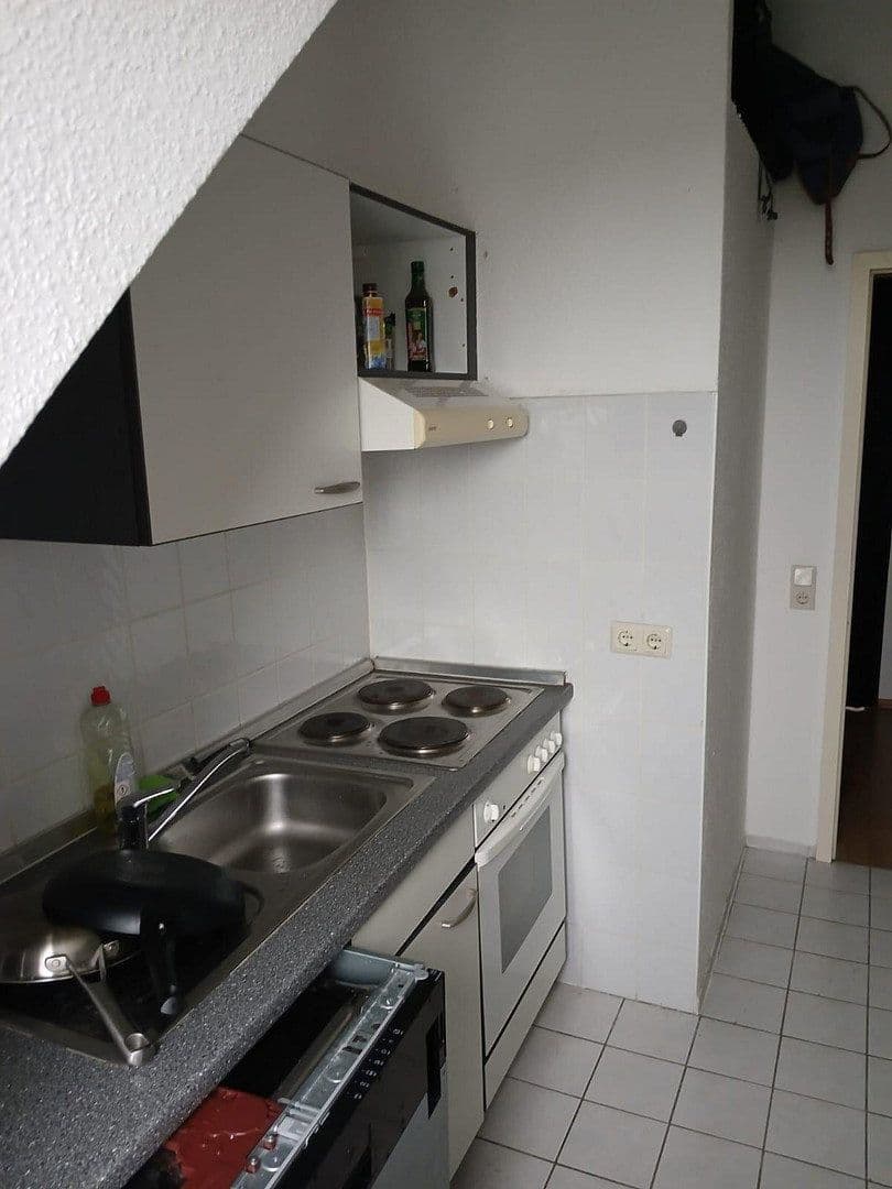 Prenájom bytu 1-izbový 41 m², Frankfurt, Hesensko Prenájom bytu 1-izbový 41 m², Frankfurt, Hesensko