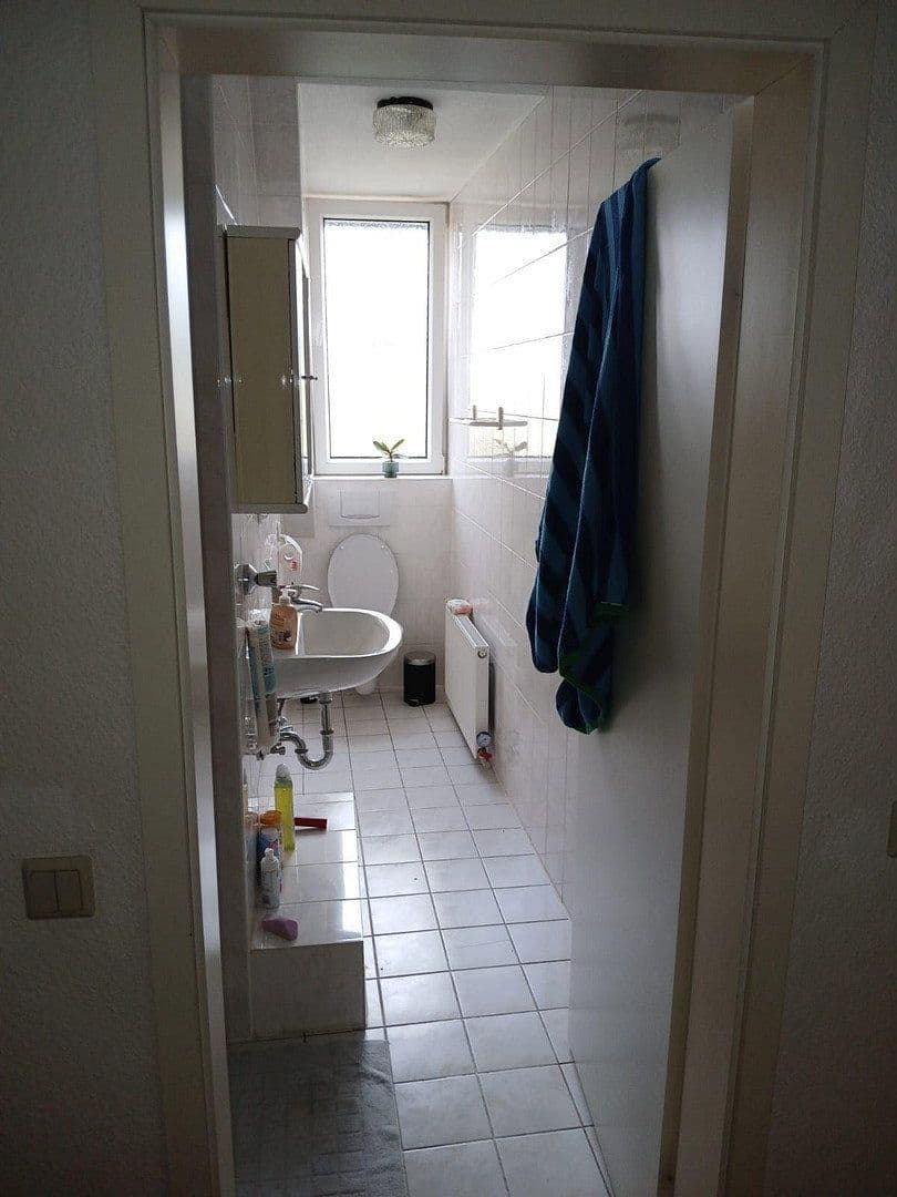 Prenájom bytu 1-izbový 41 m², Frankfurt, Hesensko Prenájom bytu 1-izbový 41 m², Frankfurt, Hesensko