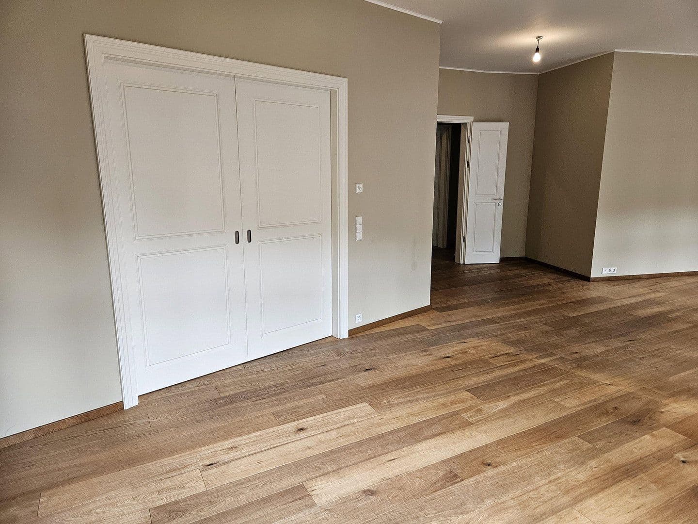 Predaj bytu 4-izbový 130 m², Neue Grünstraße 2, Berlin, Berlín Predaj bytu 4-izbový 130 m², Neue Grünstraße 2, Berlin, Berlín
