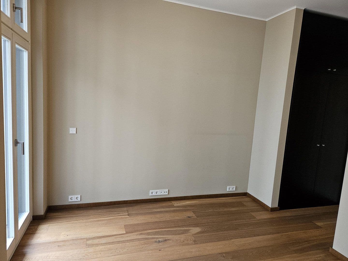 Predaj bytu 4-izbový 130 m², Neue Grünstraße 2, Berlin, Berlín Predaj bytu 4-izbový 130 m², Neue Grünstraße 2, Berlin, Berlín