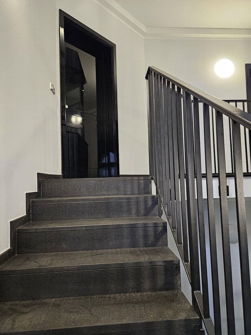 Predaj bytu 4-izbový 130 m², Neue Grünstraße 2, Berlin, Berlín Predaj bytu 4-izbový 130 m², Neue Grünstraße 2, Berlin, Berlín