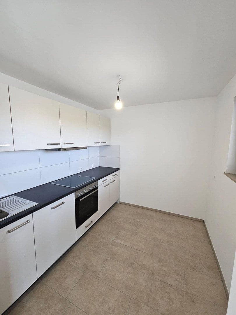 Prenájom bytu 1-izbový 49 m², Moltkestraße 97, Reutlingen, Bádensko-Wurttembersko Prenájom bytu 1-izbový 49 m², Moltkestraße 97, Reutlingen, Bádensko-Wurttembersko