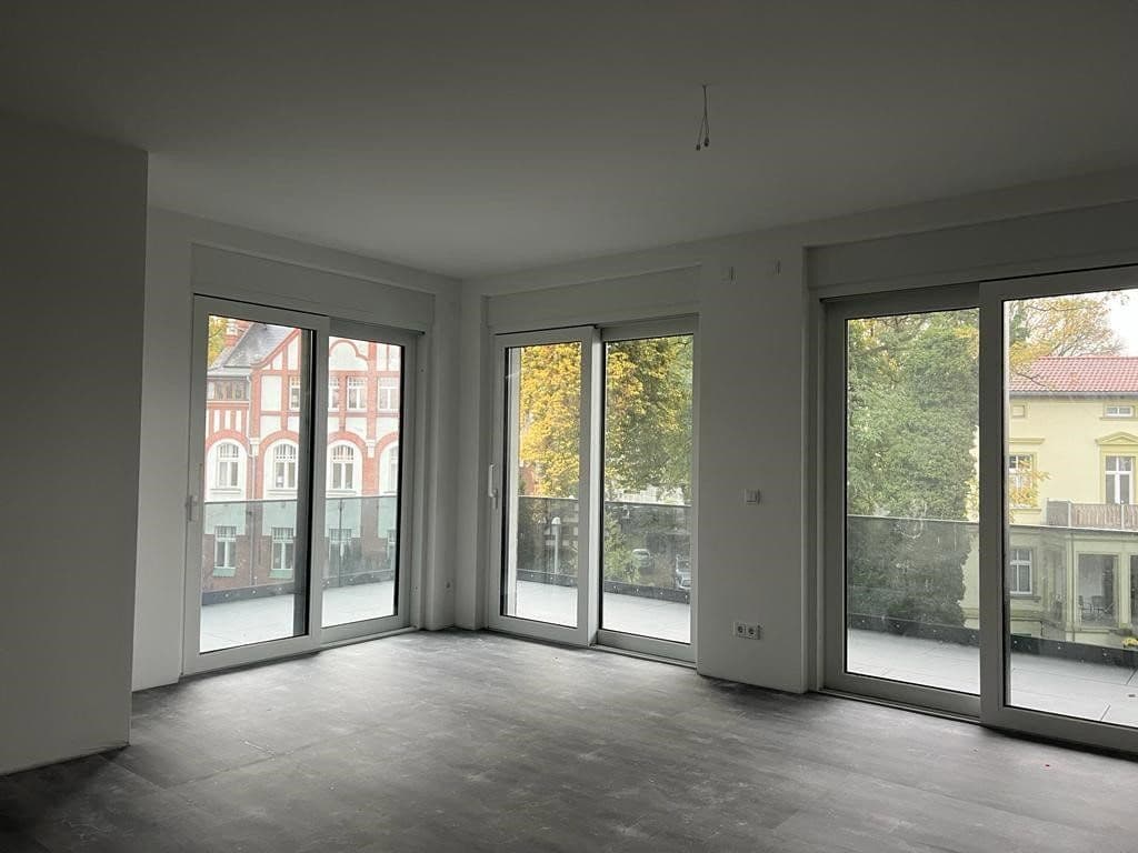 Prenájom bytu 4-izbový 112 m², Treppendorfer Str. 47 und 48, Lübben (Spreewald), Brandenbursko Prenájom bytu 4-izbový 112 m², Treppendorfer Str. 47 und 48, Lübben (Spreewald), Brandenbursko