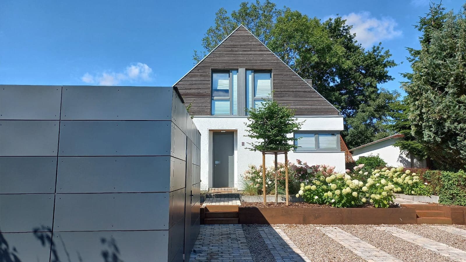 Predaj domu 165 m², pozemek 657 m², Posenerstraße 8, Timmendorfer Strand, Šlezvicko-Holštajnsko Predaj domu 165 m², pozemek 657 m², Posenerstraße 8, Timmendorfer Strand, Šlezvicko-Holštajnsko