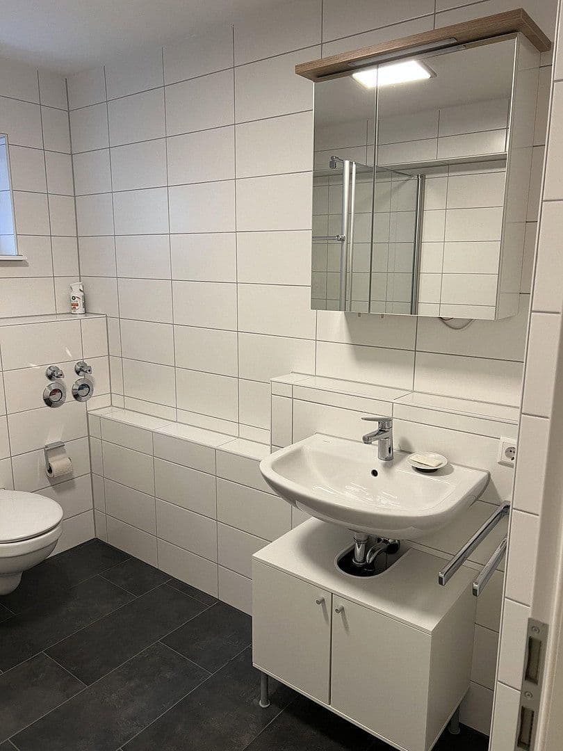 Prenájom bytu 2-izbový 55 m², Holzgerlingen, Bádensko-Wurttembersko Prenájom bytu 2-izbový 55 m², Holzgerlingen, Bádensko-Wurttembersko