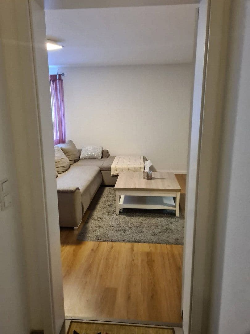 Prenájom bytu 2-izbový 55 m², Holzgerlingen, Bádensko-Wurttembersko Prenájom bytu 2-izbový 55 m², Holzgerlingen, Bádensko-Wurttembersko