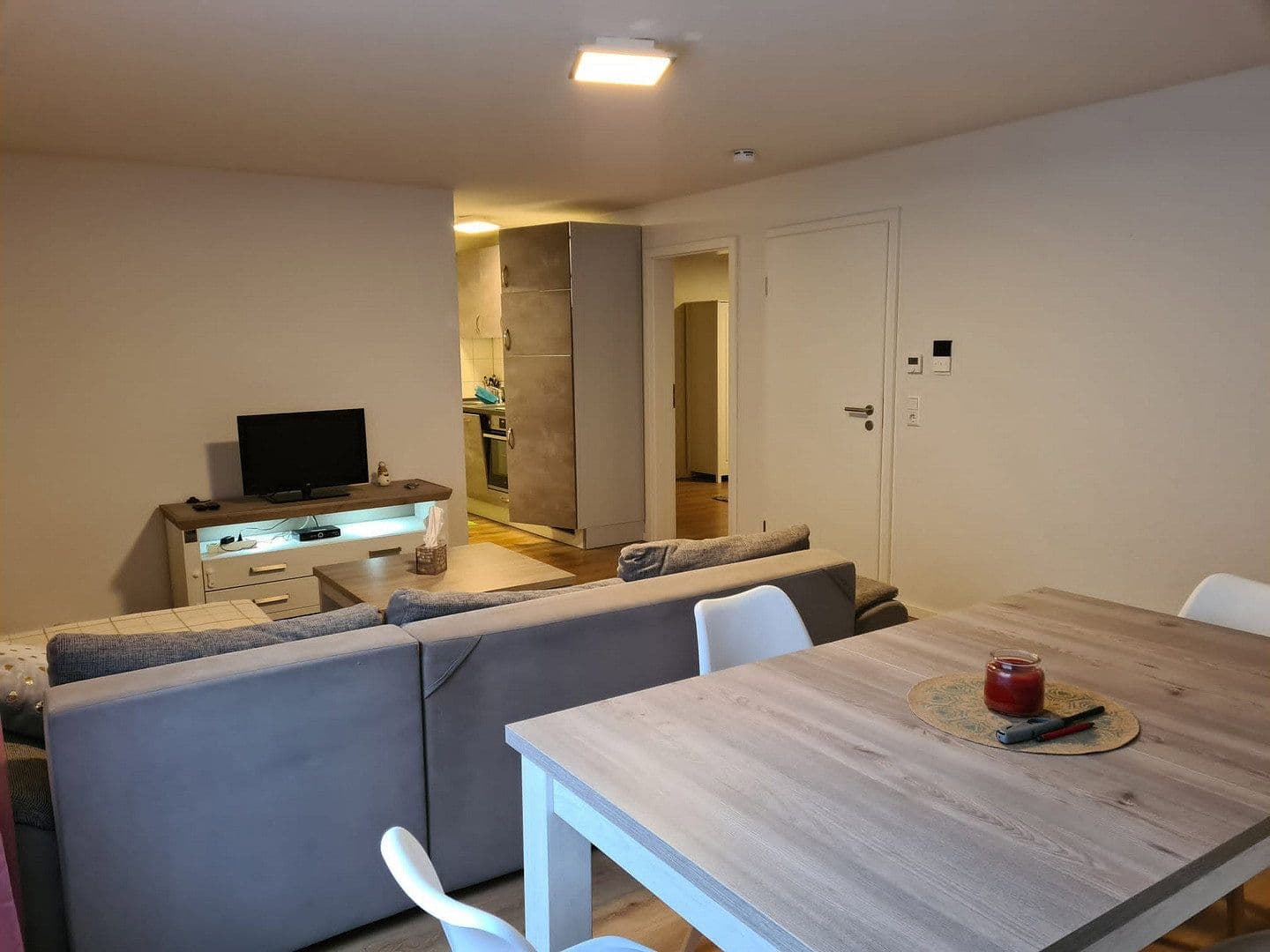 Prenájom bytu 2-izbový 55 m², Holzgerlingen, Bádensko-Wurttembersko Prenájom bytu 2-izbový 55 m², Holzgerlingen, Bádensko-Wurttembersko