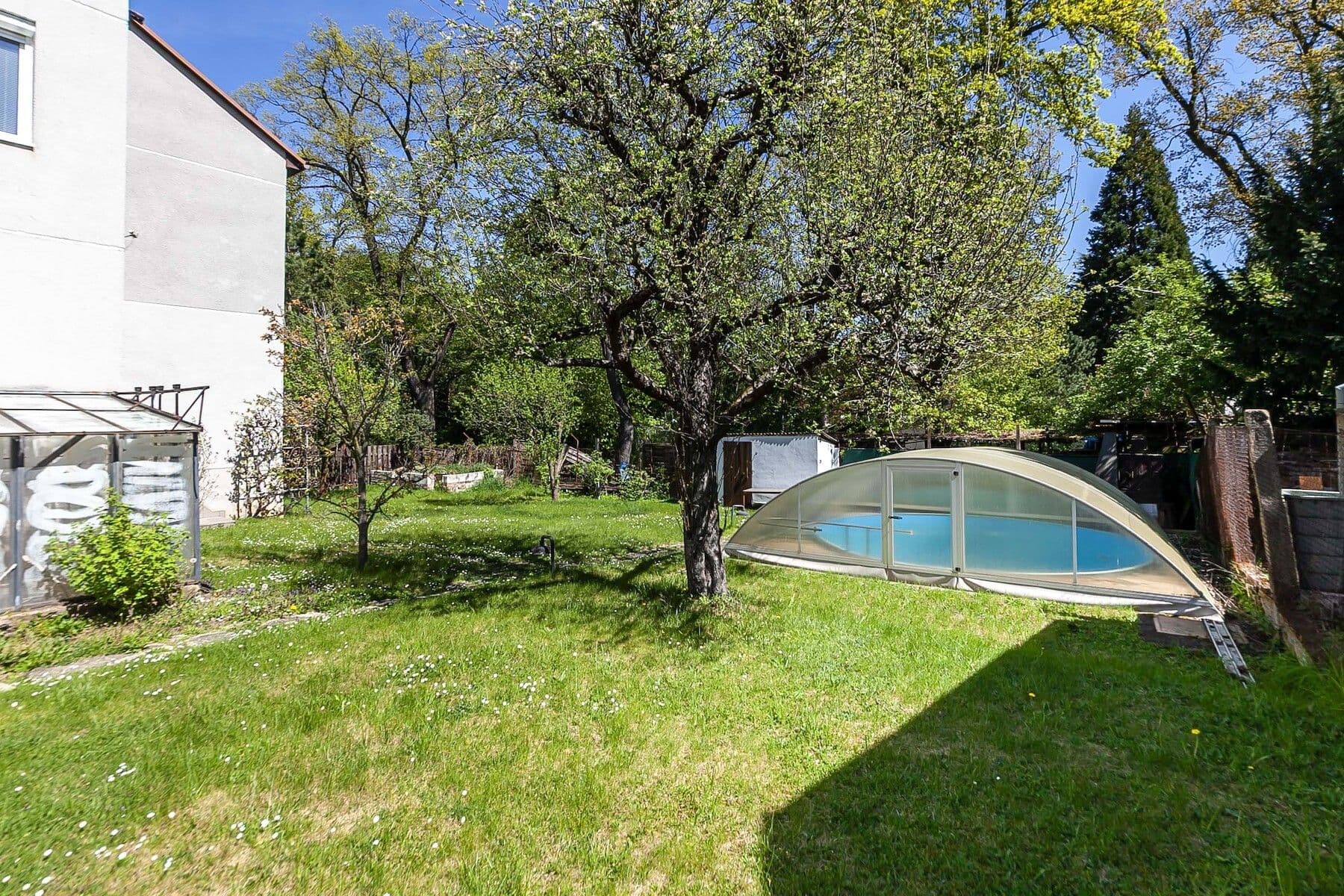 Predaj domu 252 m², pozemek 710 m², Olbrachtova, Černošice, Středočeský kraj Predaj domu 252 m², pozemek 710 m², Olbrachtova, Černošice, Středočeský kraj