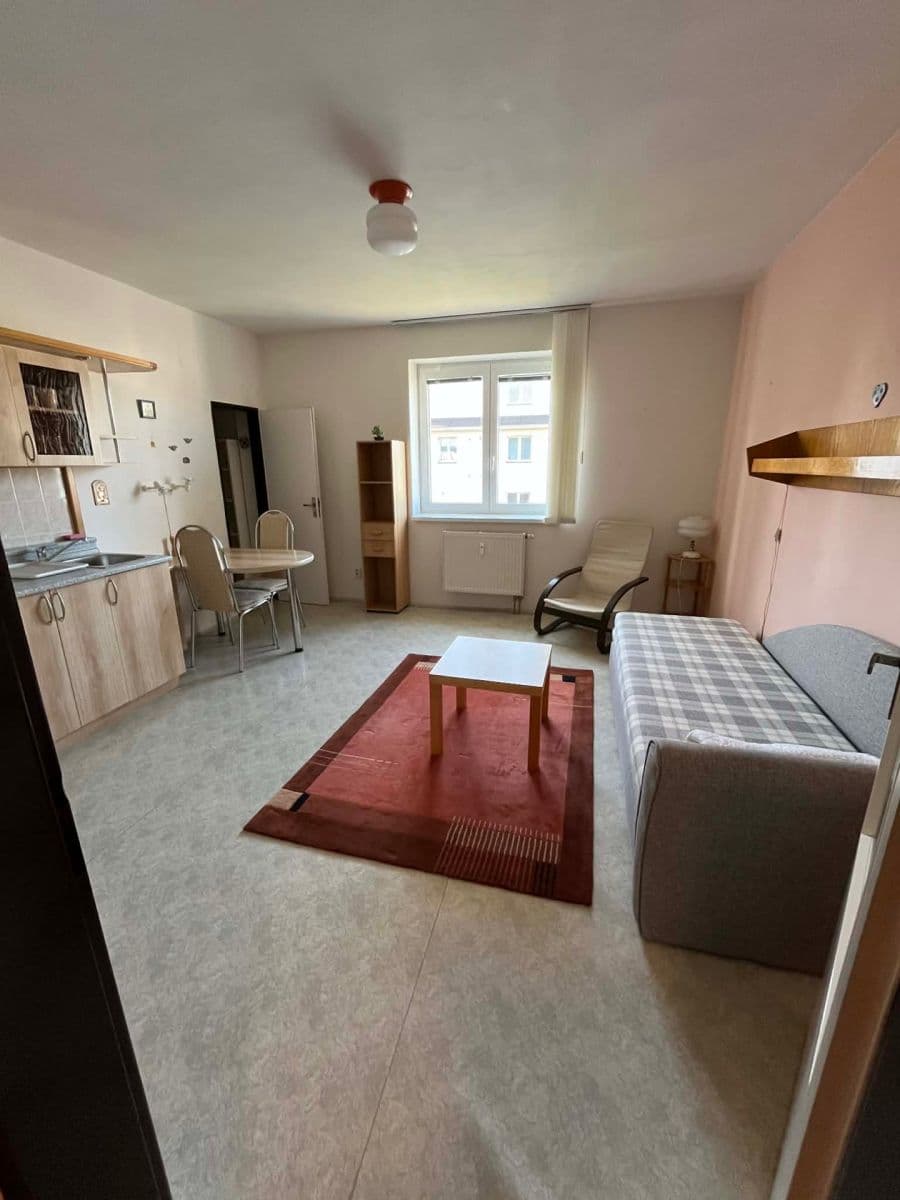 Prenájom bytu 1-izbový 32 m², Loudů, Dobřany, Plzeňský kraj Prenájom bytu 1-izbový 32 m², Loudů, Dobřany, Plzeňský kraj