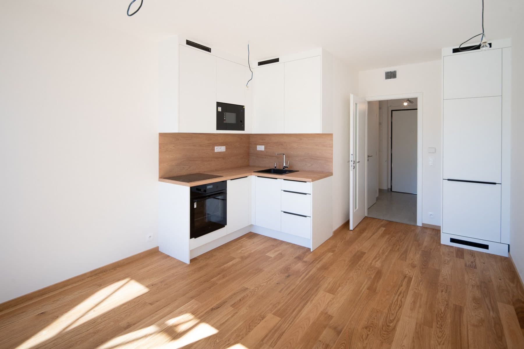 Prenájom bytu 1-izbový 30 m², Komárkova, Praha, Praha Prenájom bytu 1-izbový 30 m², Komárkova, Praha, Praha