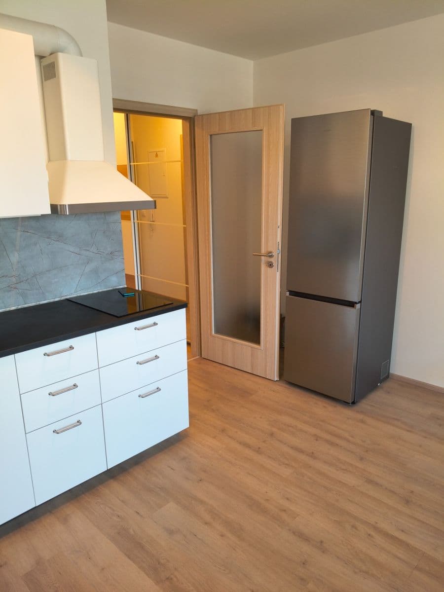Prenájom bytu 1-izbový 35 m², Bukačova, Praha, Praha Prenájom bytu 1-izbový 35 m², Bukačova, Praha, Praha