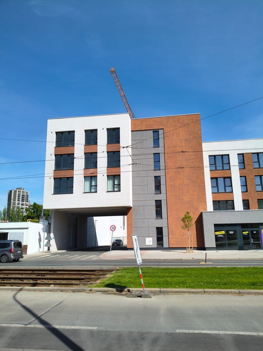 Prenájom bytu 1-izbový 35 m², Bukačova, Praha, Praha Prenájom bytu 1-izbový 35 m², Bukačova, Praha, Praha