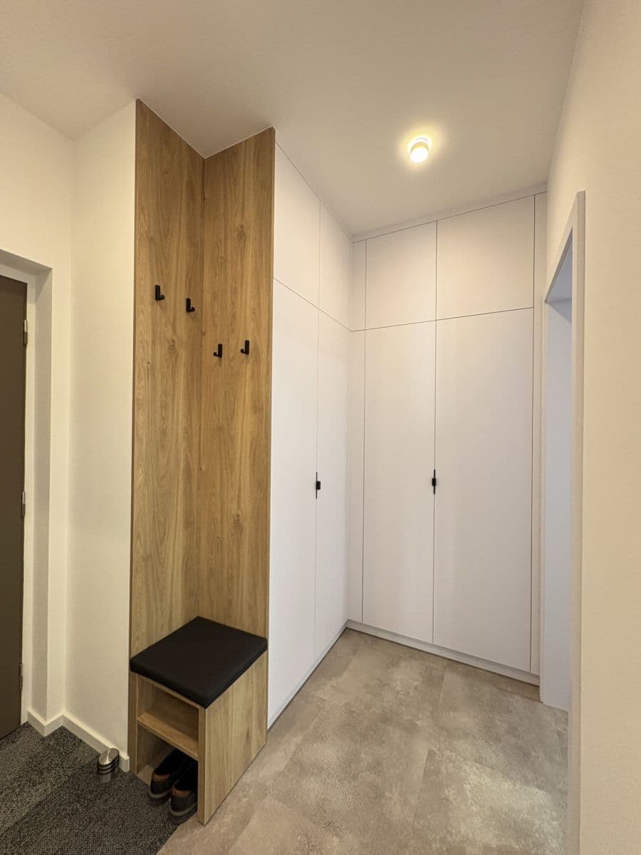 Prenájom bytu 2-izbový 44 m², U Štěpánků, Hořovice, Středočeský kraj Prenájom bytu 2-izbový 44 m², U Štěpánků, Hořovice, Středočeský kraj