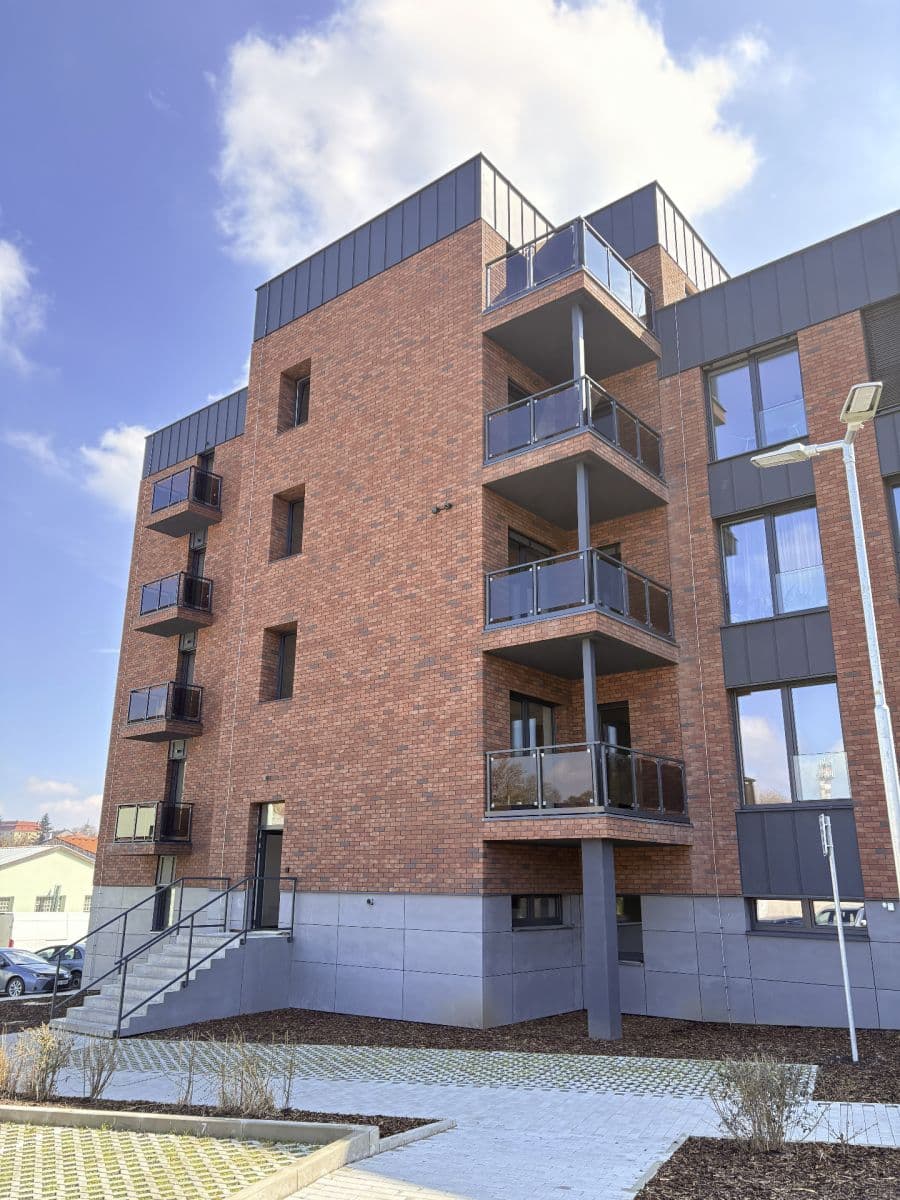 Prenájom bytu 2-izbový 44 m², U Štěpánků, Hořovice, Středočeský kraj Prenájom bytu 2-izbový 44 m², U Štěpánků, Hořovice, Středočeský kraj