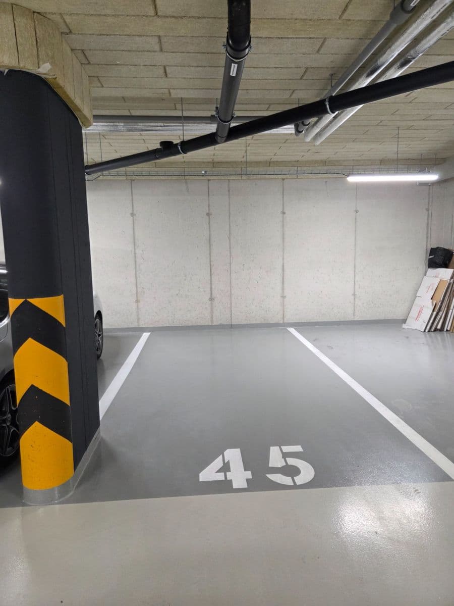 Prenájom bytu 2-izbový 54 m², Nebřenická, Praha, Praha Prenájom bytu 2-izbový 54 m², Nebřenická, Praha, Praha