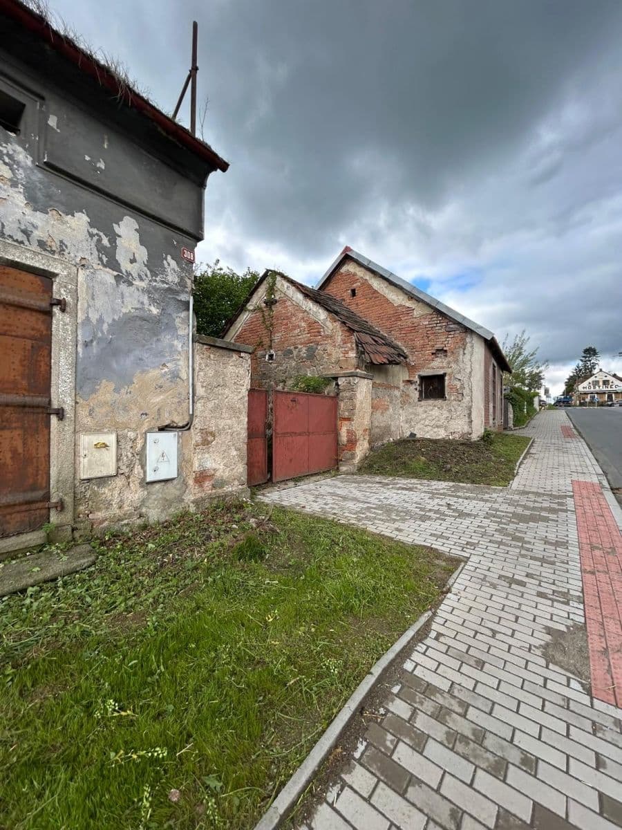 Predaj pozemku 1.004 m², Kamenice, Středočeský kraj Predaj pozemku 1.004 m², Kamenice, Středočeský kraj