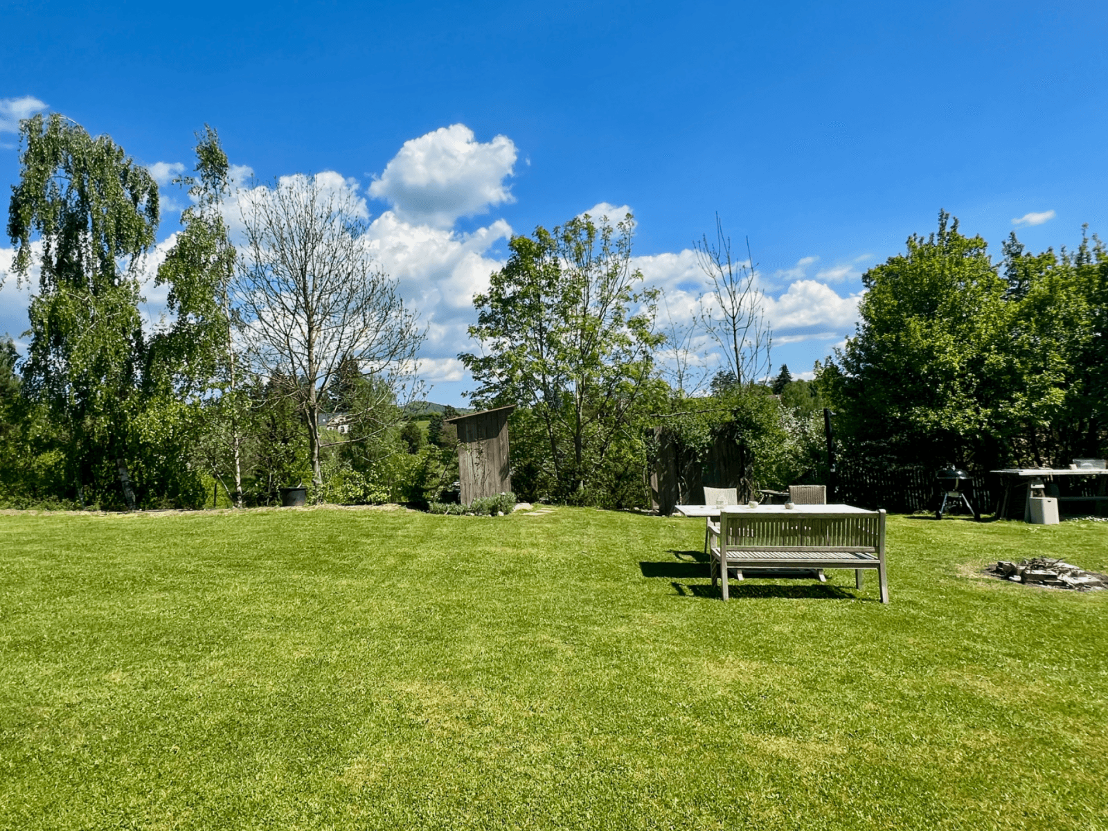 Predaj rekreačného objektu 24 m², pozemek 1.800 m², Česká Lípa, Liberecký kraj Predaj rekreačného objektu 24 m², pozemek 1.800 m², Česká Lípa, Liberecký kraj