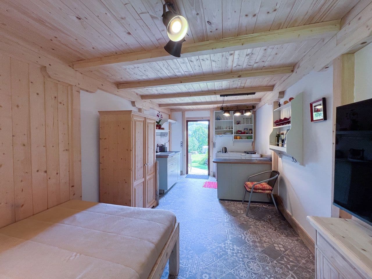 Predaj rekreačného objektu 24 m², pozemek 1.800 m², Česká Lípa, Liberecký kraj Predaj rekreačného objektu 24 m², pozemek 1.800 m², Česká Lípa, Liberecký kraj
