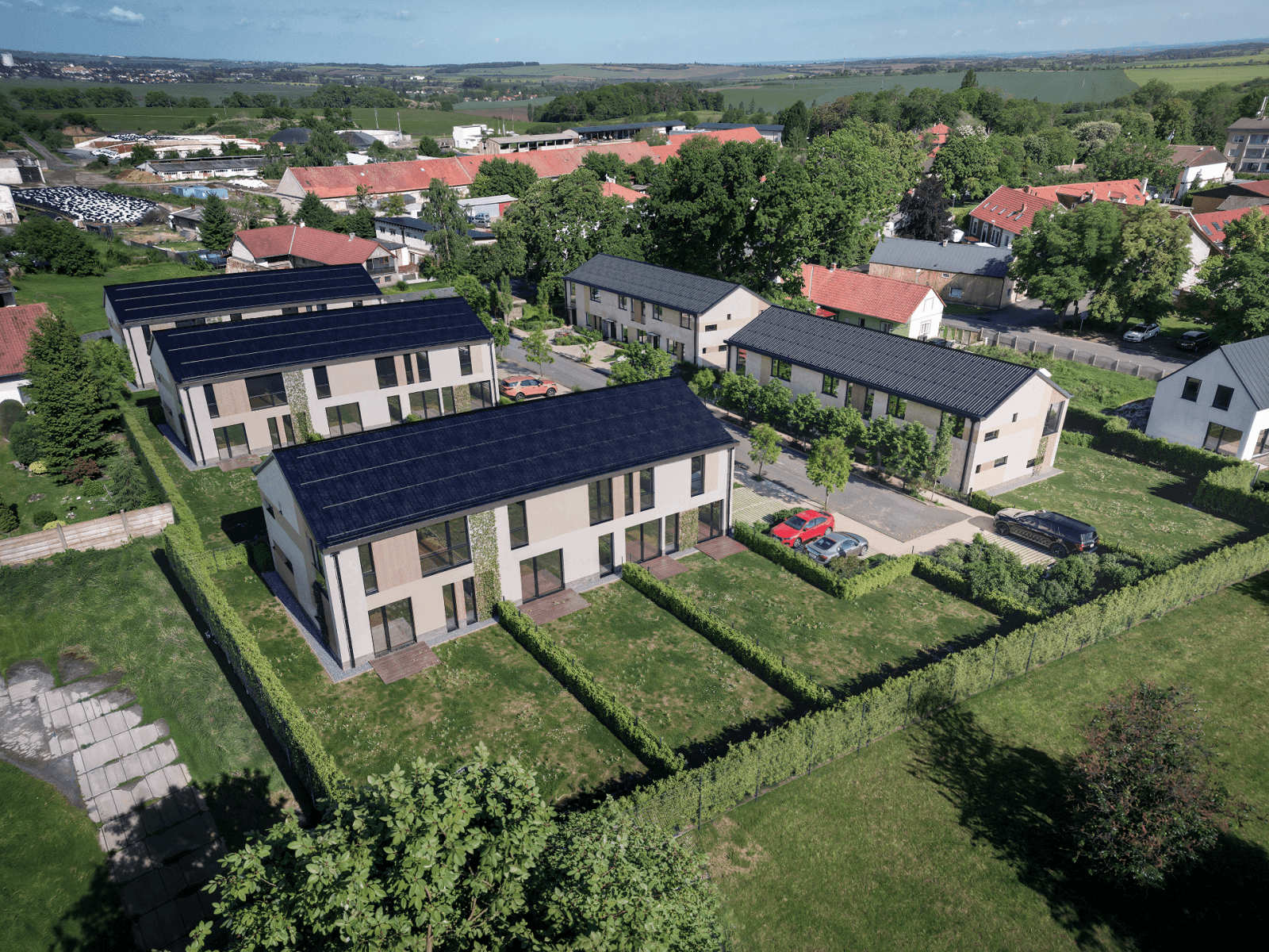 Predaj pozemku 4.945 m², Chrášťany, Středočeský kraj Predaj pozemku 4.945 m², Chrášťany, Středočeský kraj