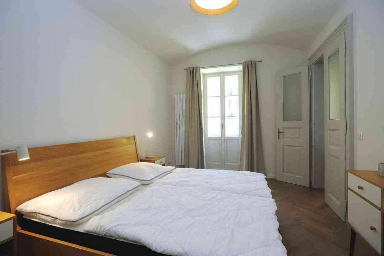 Prenájom bytu 2-izbový 84 m², Žatecká, Praha, Praha Prenájom bytu 2-izbový 84 m², Žatecká, Praha, Praha